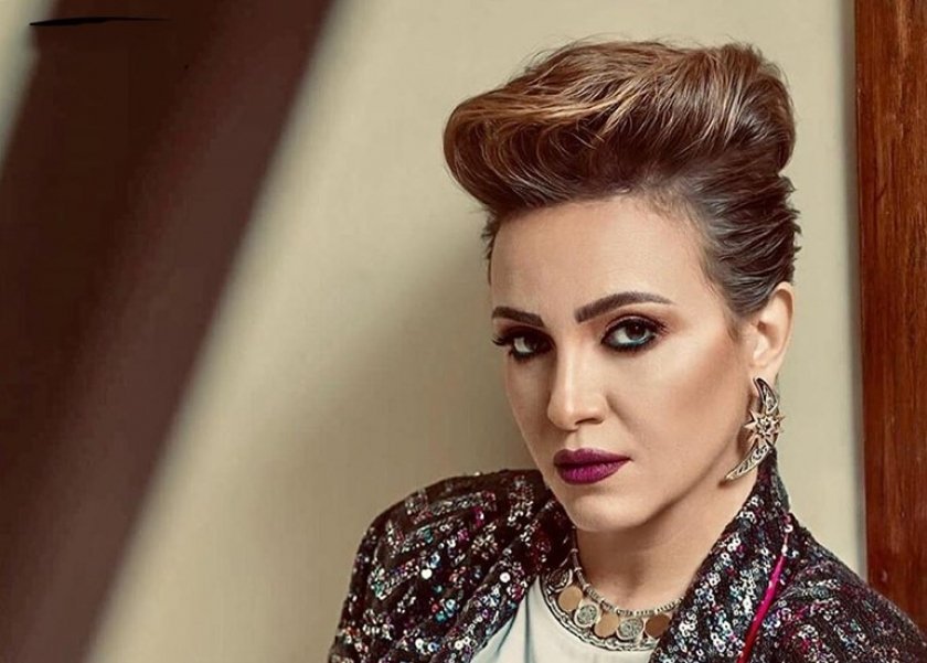 ريهام عبد الغفور تغازل والدها: «ياخد من عمري ويعطي لك يا حبيبي»